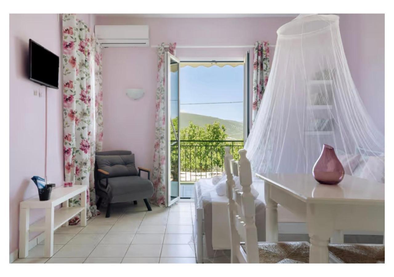 Rosegarden Villa Sami  Buitenkant foto